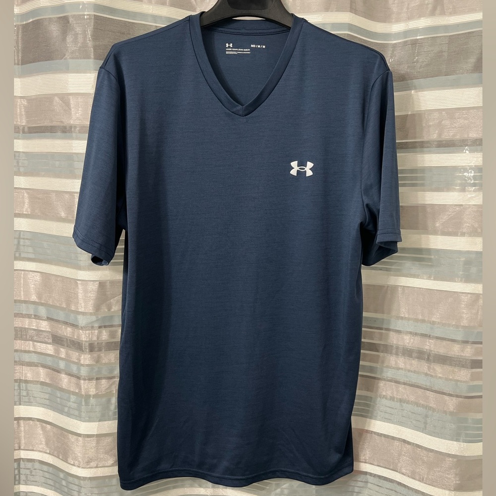 Under Armour V-Neck Tech Performance Tee